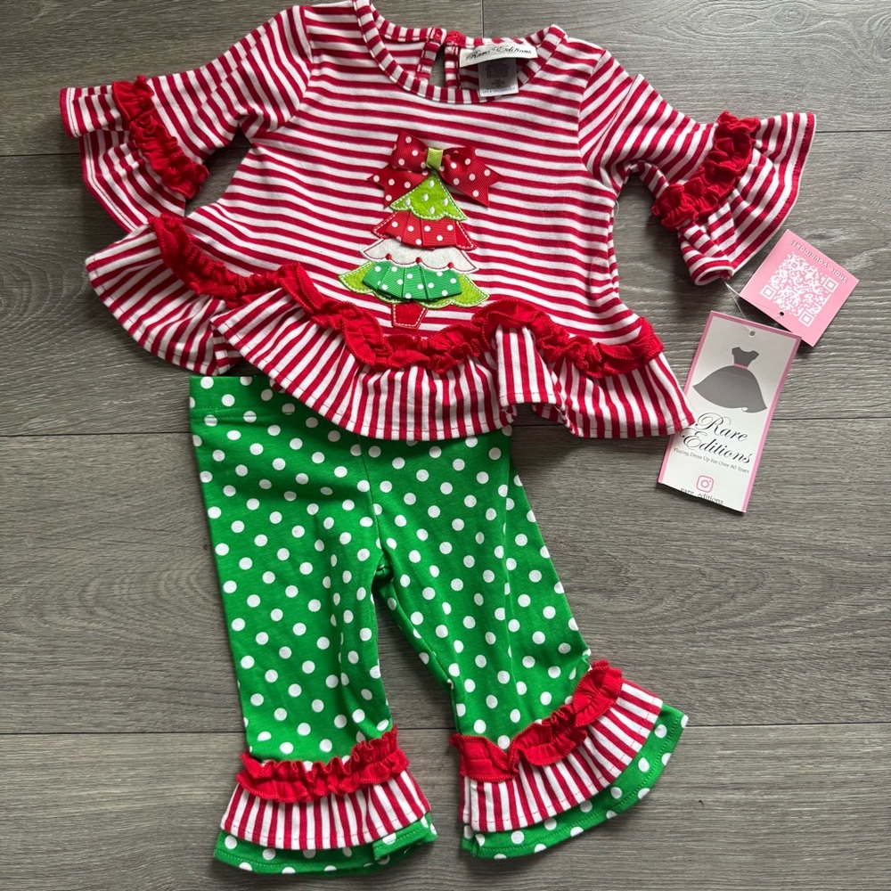 Rare Editions‎ Holiday outfit